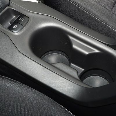 Toyota Corolla 2023 1.8L Dual Engine Pioneer Version Hybrid Car con dirección izquierda