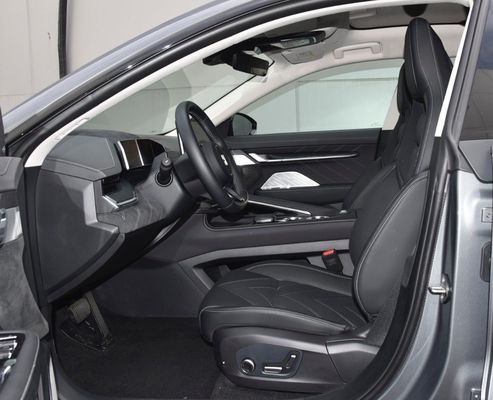 2023 Zeekr 001 EV Coche con 5 asientos 546 km de kilometraje y servicio de posventa en línea / local