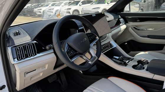 2023 EV Byd E2 Edición de lujo Auto eléctrico puro Usado/ Tipo de carrocería cerrado Edición blanca