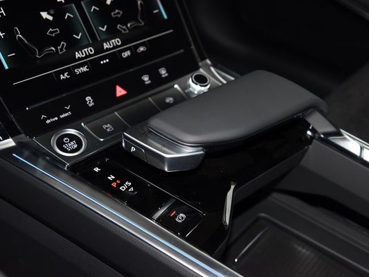 Audi E-Tron 2021 50 Quattro SUV eléctrico utilizado con sistema de frenado electromagnético