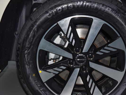 Sistema de frenado mecánico 2023 E2 Coche de lujo para envío rápido y servicio profesional