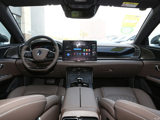2023 Byd Han EV Champion Edition 715 km Fwd versión insignia sedán dentro de su presupuesto