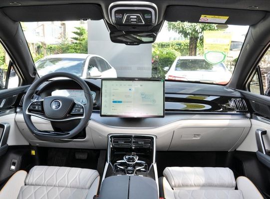 Caja de cambios automática BYD Tang 2022 EV Vehículo eléctrico 635km 4WD Edición insignia 6 asientos