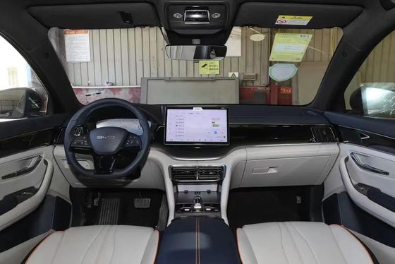 Tipo de carrocería cerrada eléctrica Byd Song Plus EV con tipo de combustible eléctrico