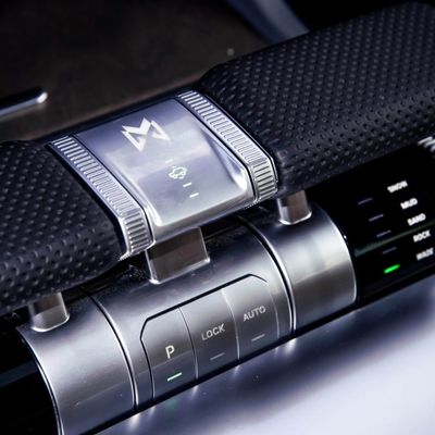 Automóvil eléctrico M-Hero 917 Range extendido Mhero 917 híbrido SUV grande Tipo de combustible eléctrico