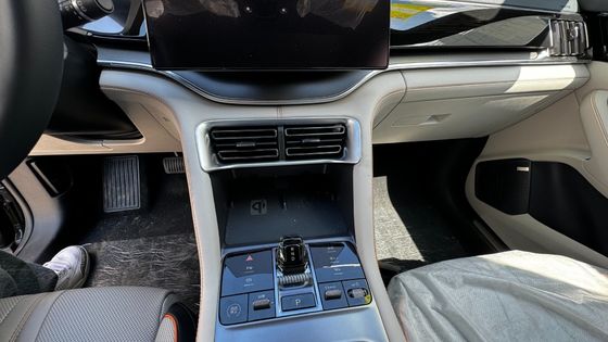 Auto de edición híbrida leve de 2024 1.3t con caja de cambios automática y certificación HACCP