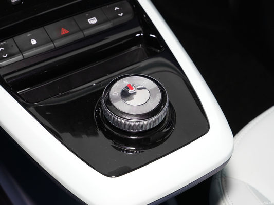 Coche Vehículo eléctrico Dongfeng Nammi Box 351km Jinjie Automático EV Personalización SUV
