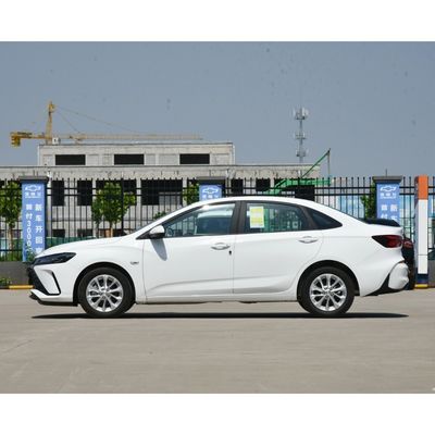 2024 Monza 1.5L Dual Clutch Enjoy Edition Automóvil con motor a gasolina Chevrolet Cruze 5 plazas