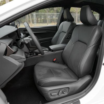 2024 Camry 2.0hxs Sports Plus Edition con doble motor de dirección izquierda para rendimiento