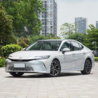 2024 Toyota Camry doble motor 2.5hg Vehículo híbrido insignia Dirección izquierda Tipo de carrocería cerrada