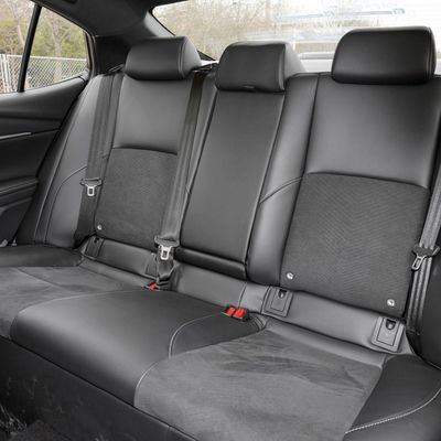 2024 Camry 2.0hxs Sports Plus Version Hybrid Car con y E-CVT Transmisión sin pasos