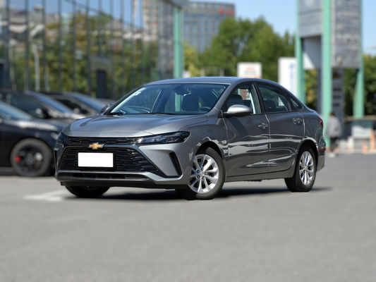 2023 Chevrolet Monza Sedan de doble embrague con caja de cambios automática y sistema de frenado Epb