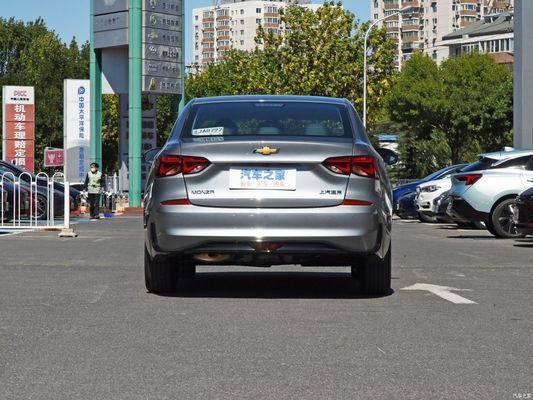 SUV Chevrolet Monza 1.5L con doble embrague Enjoyment Puls Edición Performance del coche de gasolina
