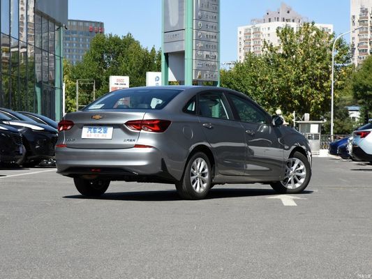 SUV Chevrolet Monza 1.5L con doble embrague Enjoyment Puls Edición Performance del coche de gasolina