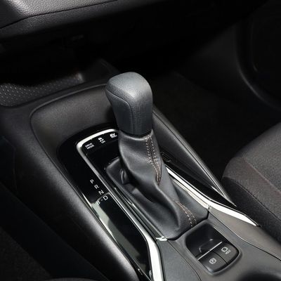 Toyota Levin 1.8L híbrido de doble motor coche eléctrico de lujo edición EV y personalizable