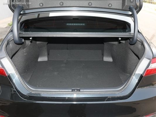 Auto de gasolina de 5 asientos Toyota Camry 2023 2.5q con sistema de frenado Epb a un precio asequible
