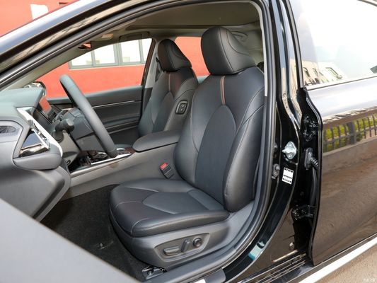 2023 Toyota Camry 2.5g Edición de lujo gasolina 2.5L 207HP L4 distancia entre ejes 2825mm Ofertas de automóviles
