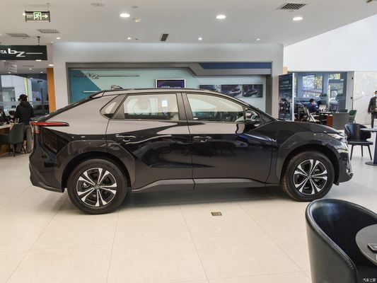 2023 Toyota Bz4X Batería de larga duración Edición PRO SUV eléctrico Perfecto para los clientes finales