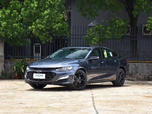 Chevrolet Malibu XL 2023 Redline 2.0t Rui Zhi Versión Macpherson Suspensión independiente