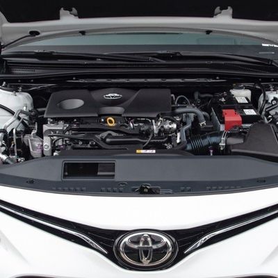 2023 Toyota Camry 2.5g Edición de lujo Gasolina 2.5L 207HP L4 Coches Condiciones de carretera Ruta