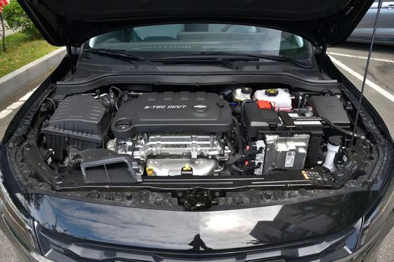 2023 Chevrolet Monza Cruze 1.3L doble embrague Limousina de gasolina Tipo de carrocería cerrado Condición