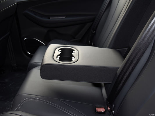 Seleccione su Chery Arrizo5 Plus Xiaoai 1.5t CVT Limousine estructura y servicio postventa