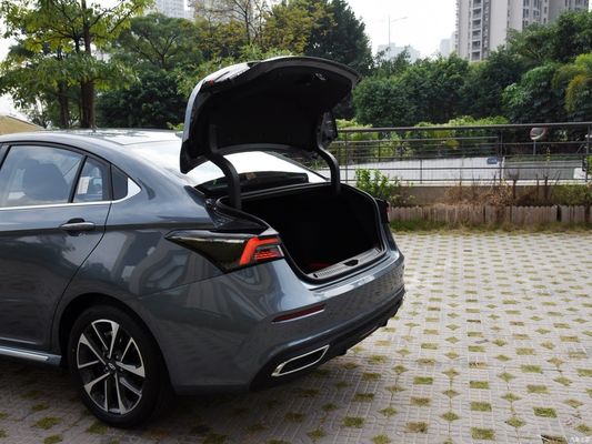 Seleccione su Chery Arrizo5 Plus Xiaoai 1.5t CVT Limousine estructura y servicio postventa
