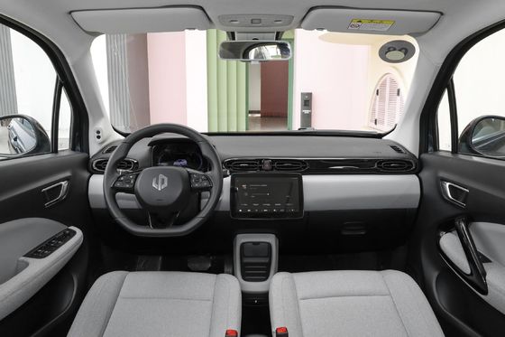 Leapmotor T03 403 Smart Edition Coche de 200kw 5 asientos Transporte sostenible