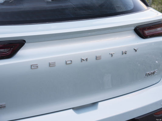 Personalización Vehículo eléctrico EV SUV Geely Geometry E 2023 401KM Iluminación Tiger 5 asientos