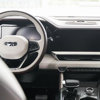 Capacidad 1600-2500cc Geely Xingyuel 2.0td Alta potencia automática Fwd SUV insignia