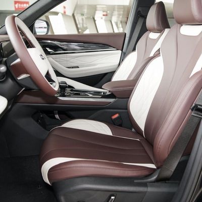 Capacidad 1600-2500cc Geely Xingyuel 2.0td Alta potencia automática Fwd SUV insignia