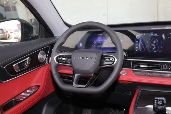 El 2023 Chery Tiggo7 Plus SUV FWD Drive y 1.6L 197 caballos de fuerza motor L4 para el mercado
