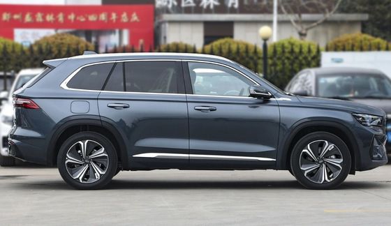 Geely Xingyue L 2023 4WD SUV Edición insignia con sistema de frenado 4WD 4745*1860*1745