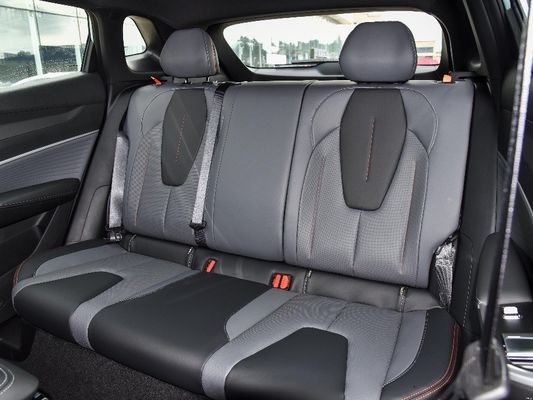 Disposición 1000-1600CC Geely Altas PRO Boyue Cool 1.5td Zhilian SUV Coche de gasolina