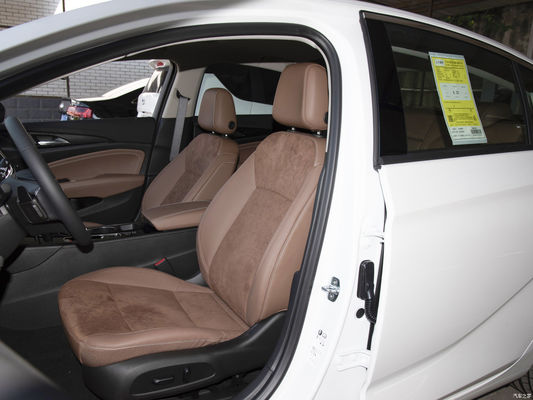 Dirección izquierda Tipo 2024 Buick Regal 2.0t Automóvil Regal Turbo 28t Edición Indulgente