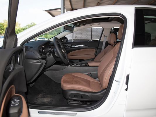 Buick Newregal 28t 2024 Coche con asientos con certificación ISO10012 Mgnt 4