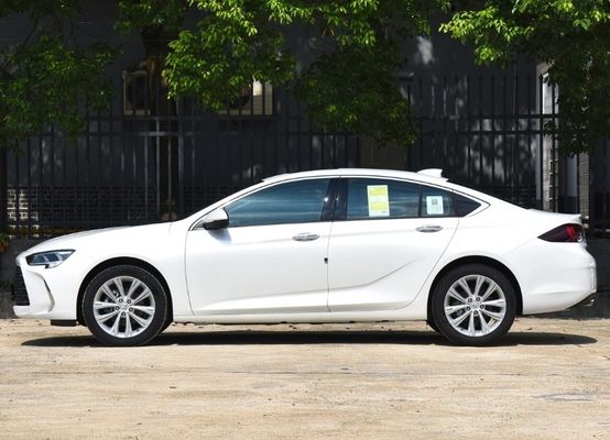 Sedán de gasolina Buick Regal 2024 28t Edición exclusiva con servicio postventa en línea