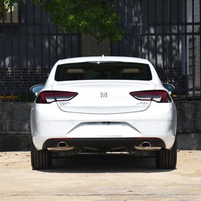 Sedán de gasolina Buick Regal 2024 28t Edición exclusiva con servicio postventa en línea