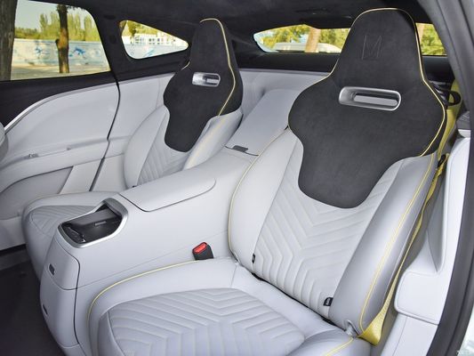 SUV eléctrico 2022 de largo alcance con doble motor versión de lujo de cuatro plazas tecnología líder