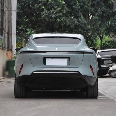 Avatar 11 2023 SUV de larga duración con 5 asientos y suspensión independiente de doble columna