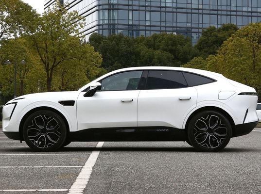 425kw 2022 Avatr 11 de larga duración versión de lujo de doble motor 4 asientos peso 2280kg