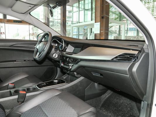 Suspensión independiente Mcpherson y velocidad máxima de 145 km/h 2022 Changan Eado EV460 EV Car
