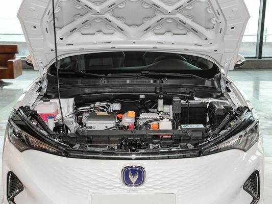 Suspensión independiente Mcpherson y velocidad máxima de 145 km/h 2022 Changan Eado EV460 EV Car