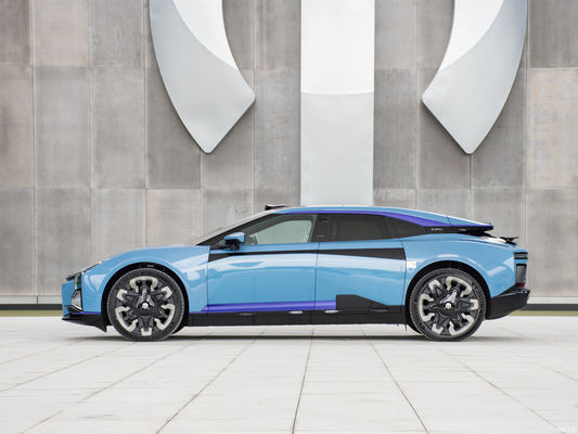 2023 Hiphi Z coche eléctrico con velocidad máxima de 200 Km/h y tipo de energía eléctrica pura