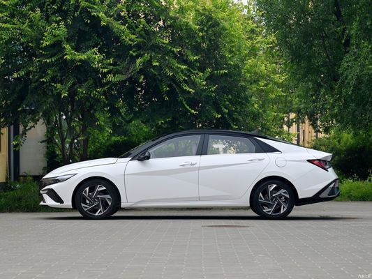 Automático Hyundai Elantra 2023 1.5L CVT Edición de primer nivel Disposición 1000-1600CC