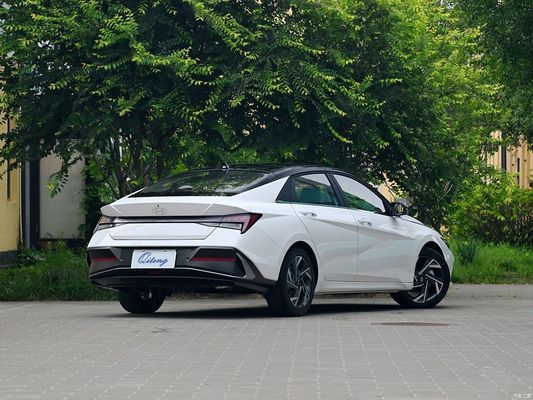 Automático Hyundai Elantra 2023 1.5L CVT Edición de primer nivel Disposición 1000-1600CC
