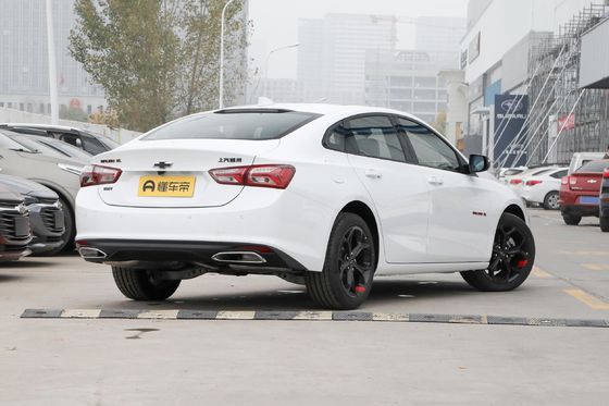Redline 550t Automático Rui Dong Edición Auto Malibu XL 2022 con personalización Disponible