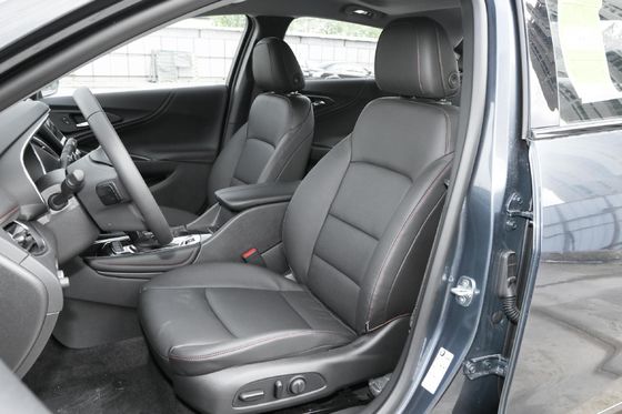 Chevrolet Malibu XL 2022 Redline 550t Rui Zhi Edición con dirección izquierda 4933x1854x1473