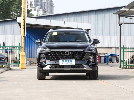 Dirección izquierda 2023 Hyundai Santafe Traveler 380t Gdi 4WD Lux Htrac versión 6 asientos
