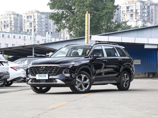 Dirección izquierda 2023 Hyundai Santafe Traveler 380t Gdi 4WD Lux Htrac versión 6 asientos